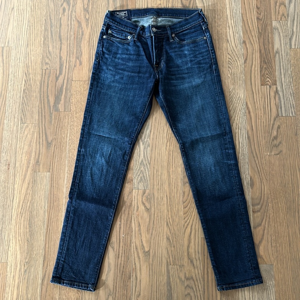 Abercrombie & Fitch Men’s Felix Super Slim Jeans sz 28/30 Dark Wash Straight Leg